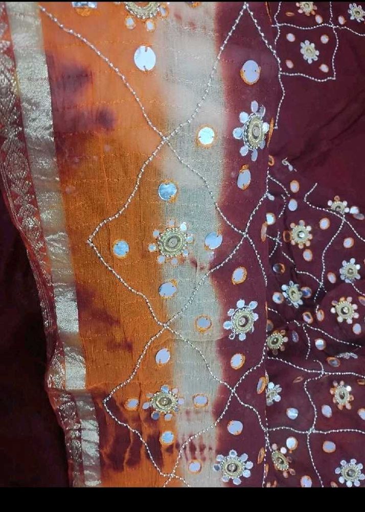 jaypuri जॉर्जेट saree with Mirror work. + blouse