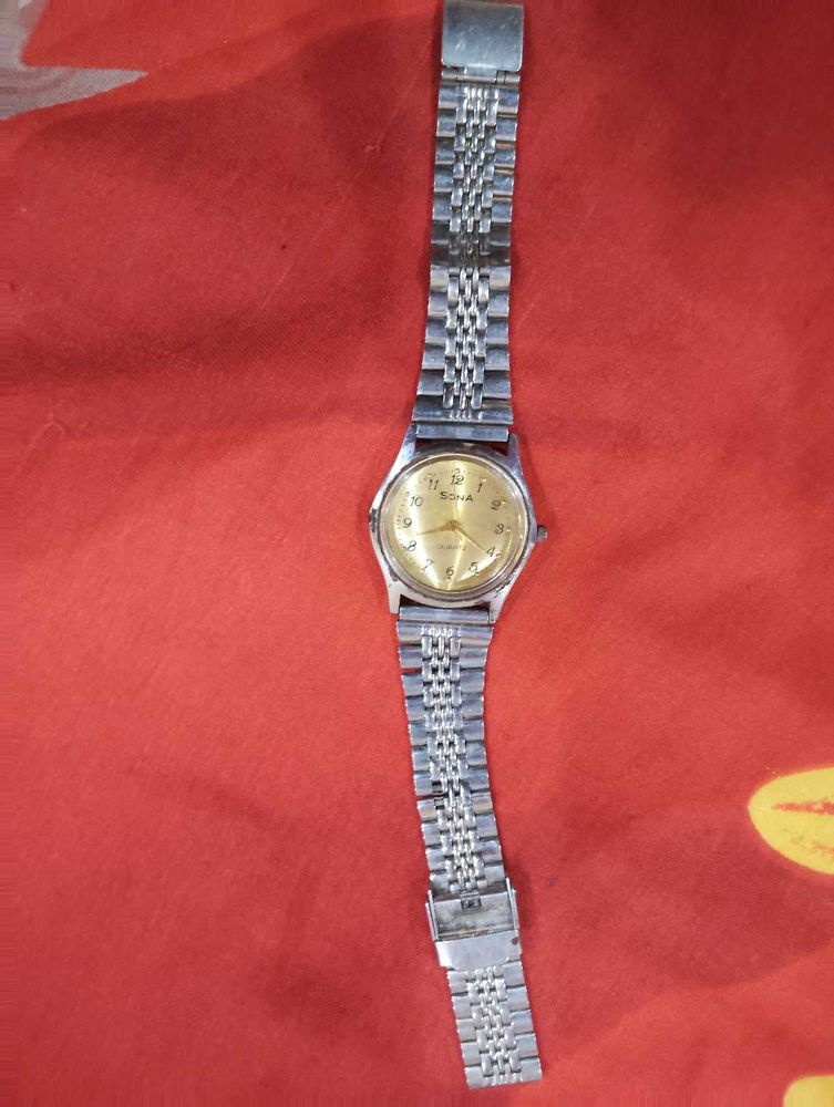 Vintage Sona Watch