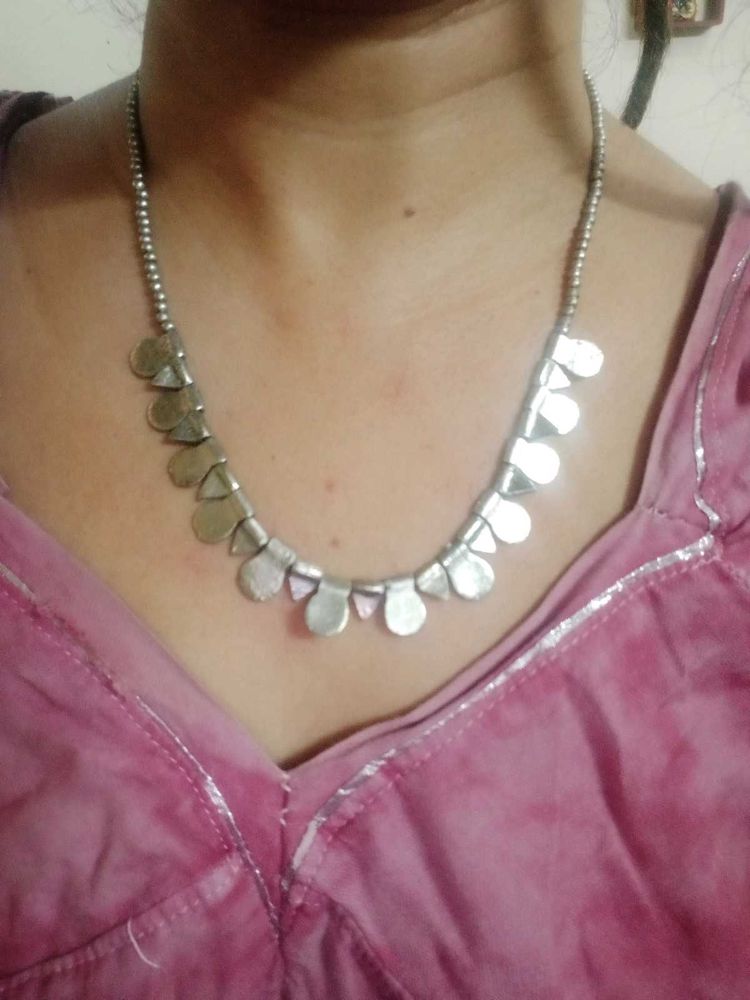 Silver Tone Necklace