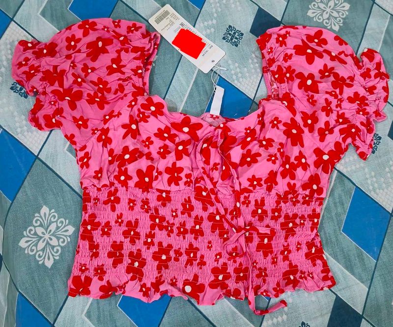 Floral Puff Sleeve Crop Top