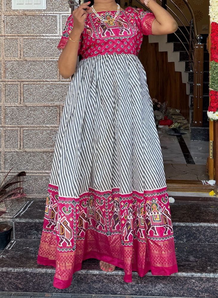Ethnic Gown For Occasions