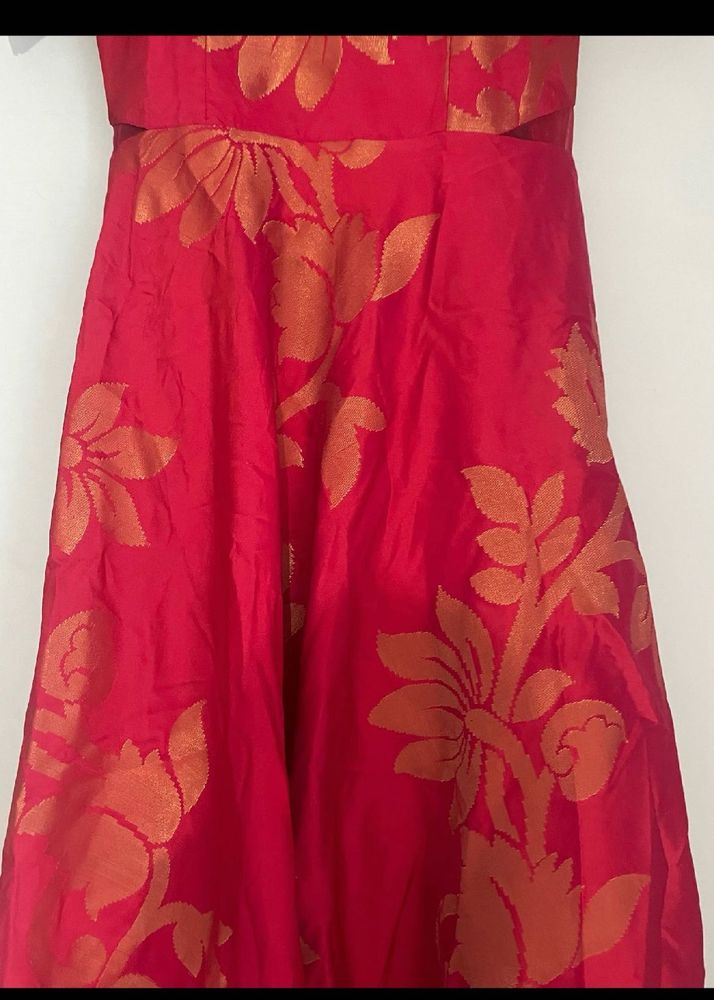 Gown