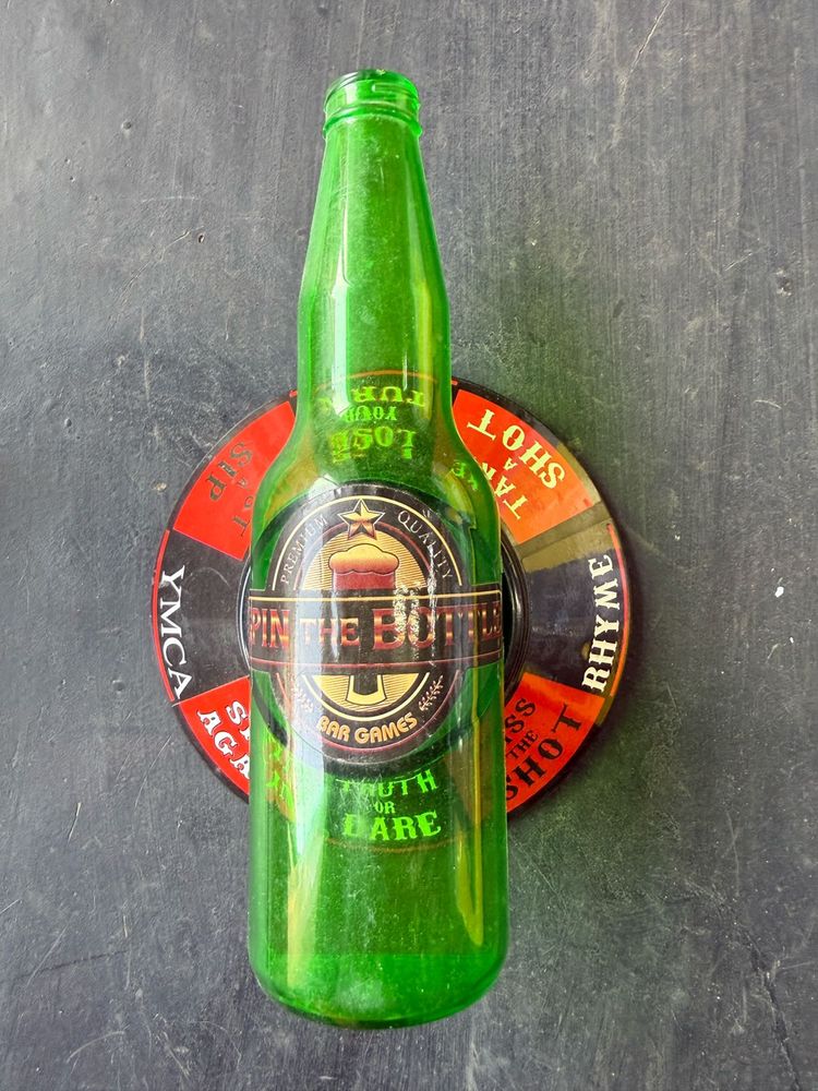 Spin the Bottle - Bar Games