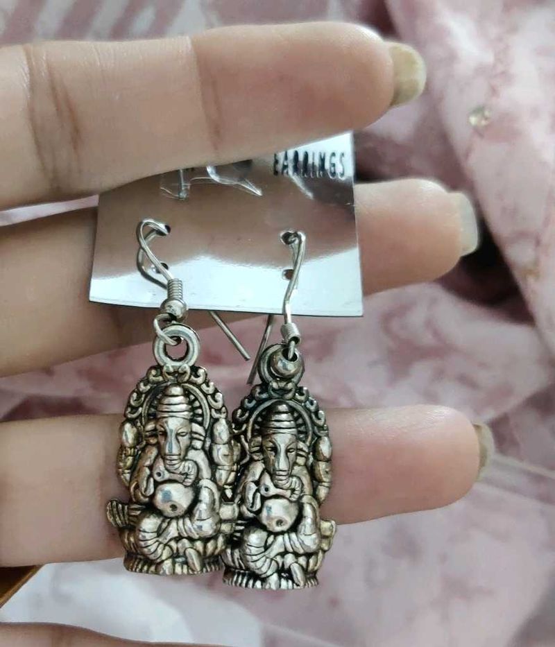 Ganeshji Design Oxidised Beautiful Earrings
