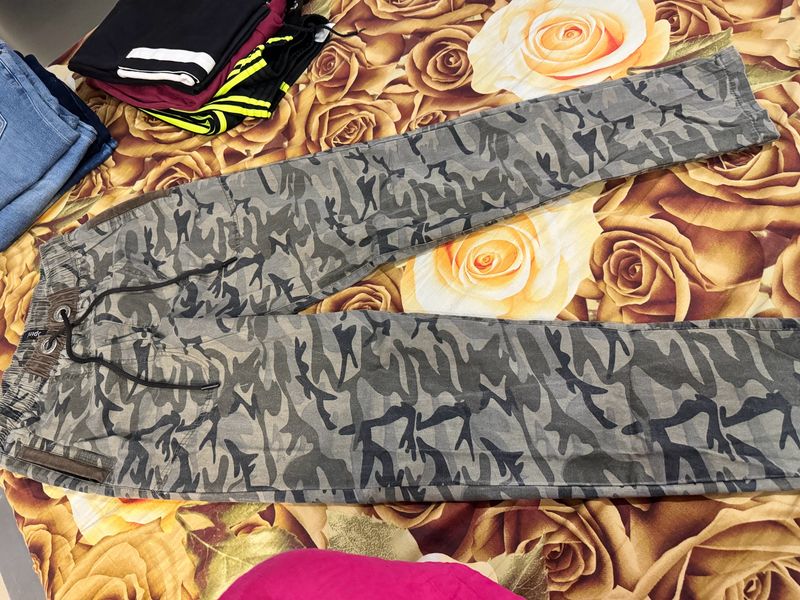 Spirit Brand Track Pant. Camouflage Good Condition