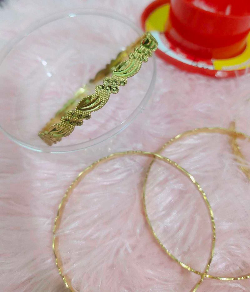 Elegant AntiTarnish Bangles Set ❤