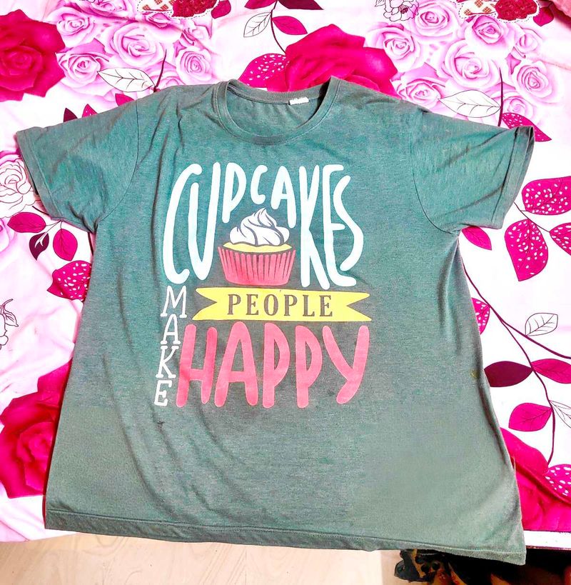 Cute Graphic T-Shirt - Cupcakes Make People Happy