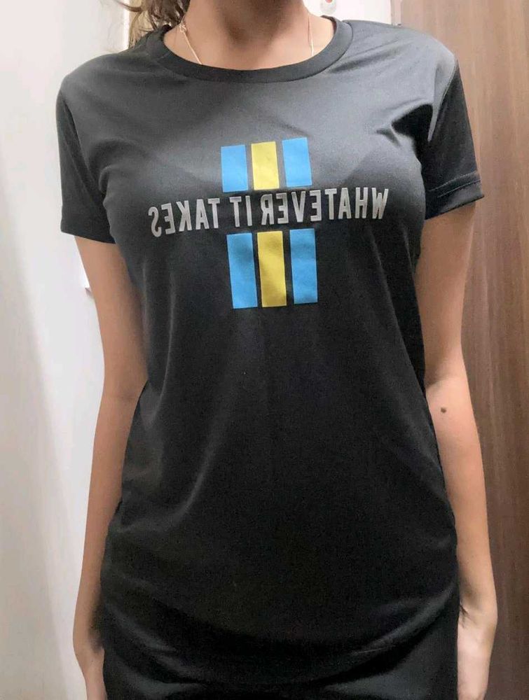 Casual black round-neck Unisex t-shirt