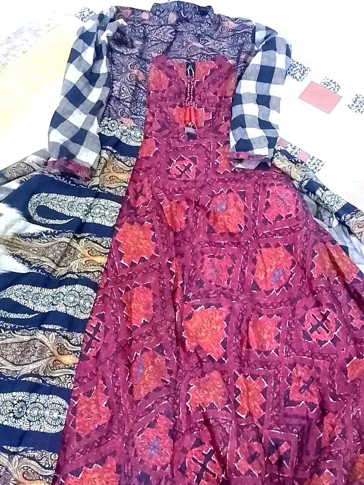 Beautiful Ethnic Gown For Girls