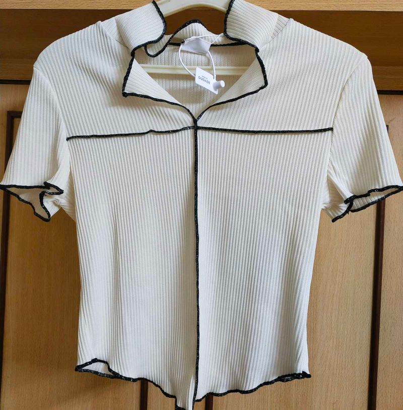 New With Tag Cute Ribbed Top