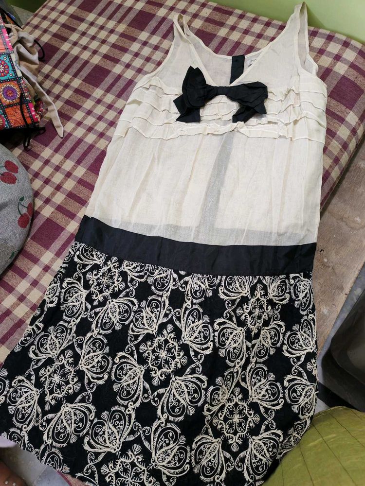 Cute Black &amp; White Dress