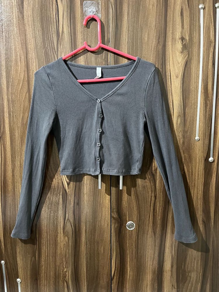 Gray Long Sleeve Crop Top