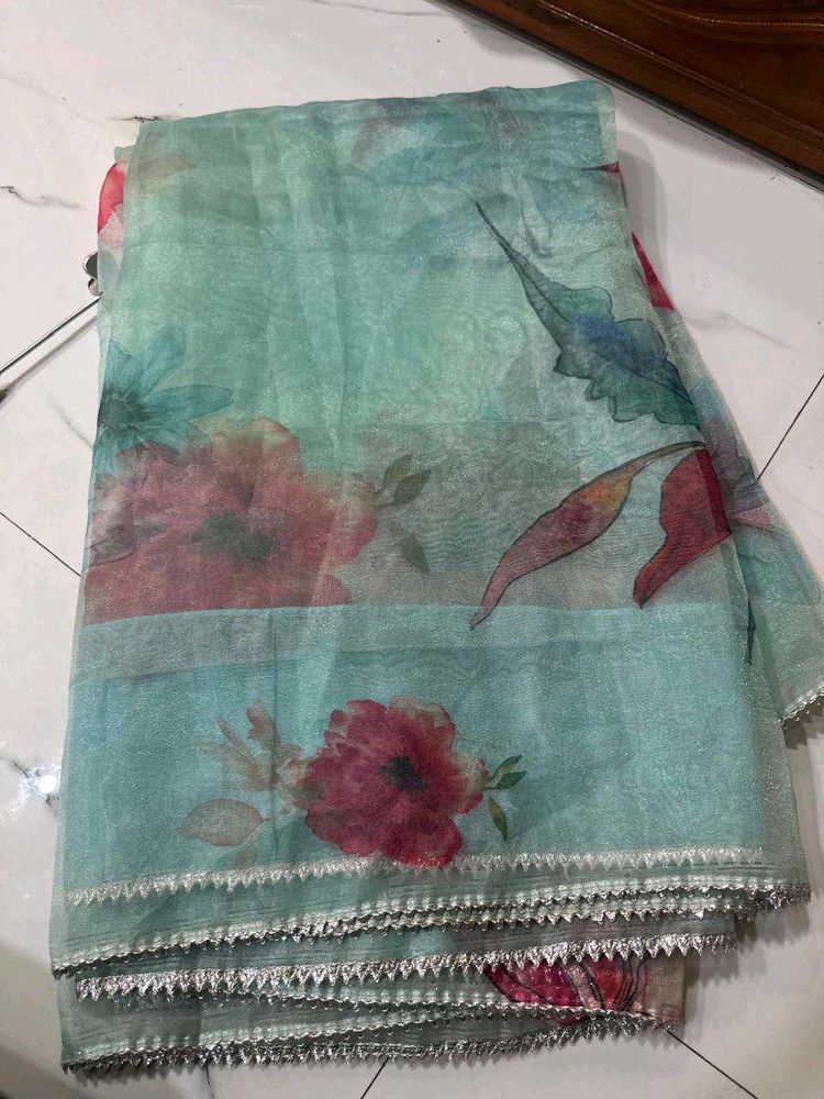 Floral Organza Saree With Zari Lace Design