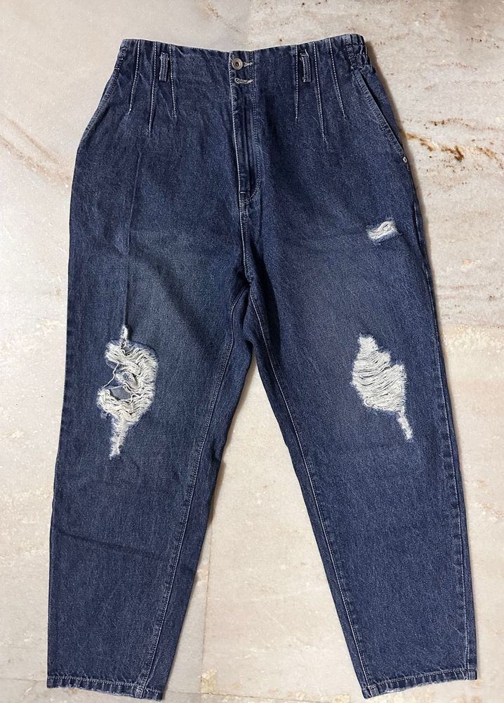 women’s Blue Jeans – Waist 36, Gently Used