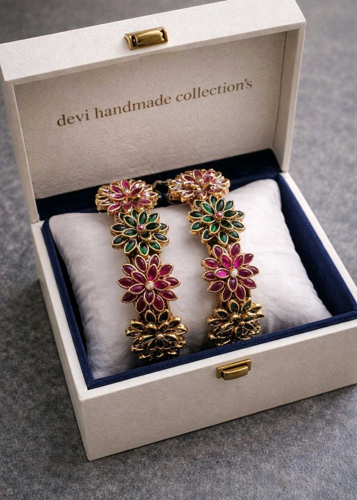 Floral Bangle Set