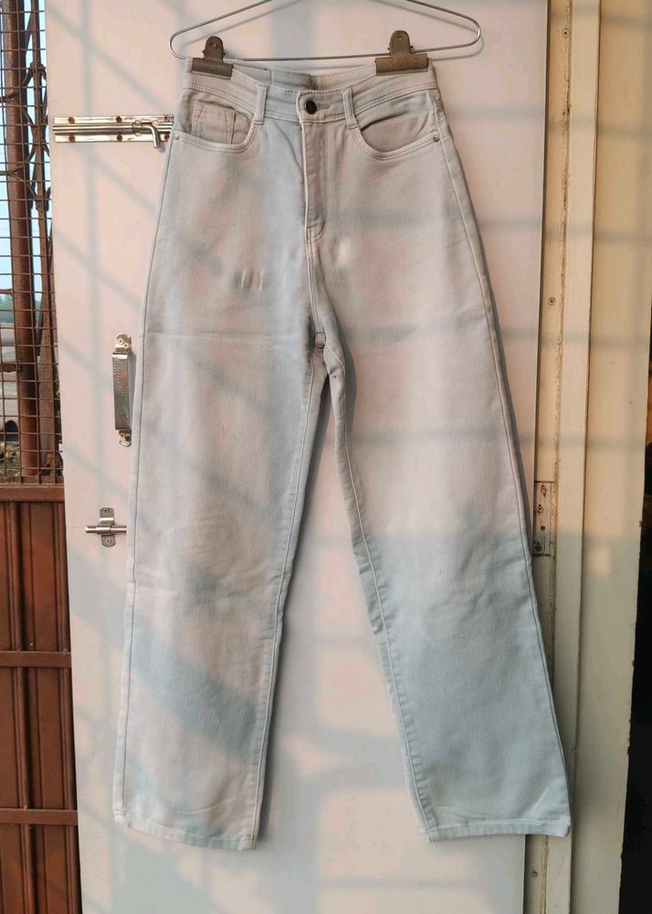 Light Wash Wide Leg Jeans