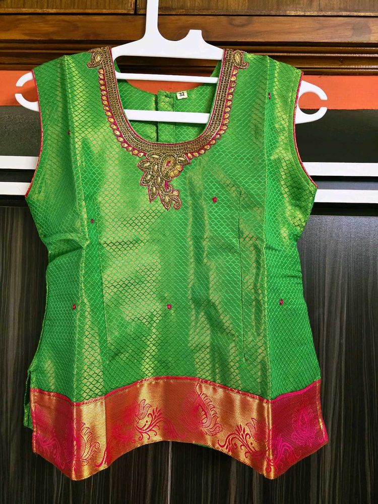 Pattu pavadai set for girls