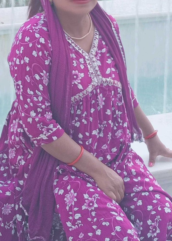 Only Kurti And Dupatta Cotton Mix Hai Favric