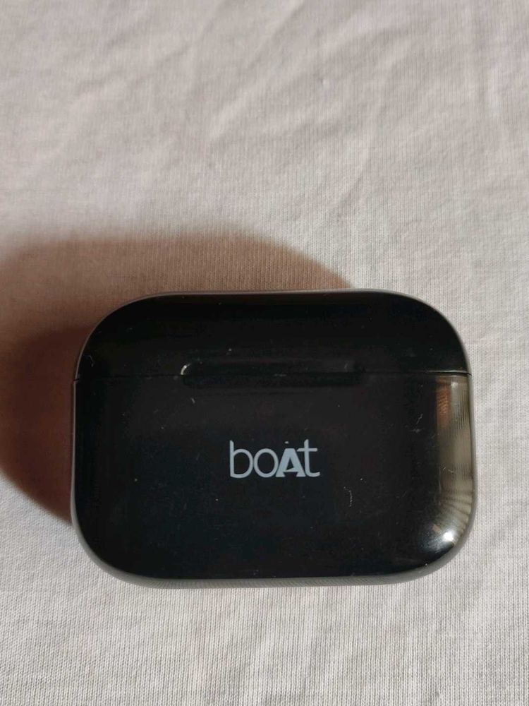 boAt Airdopes 161