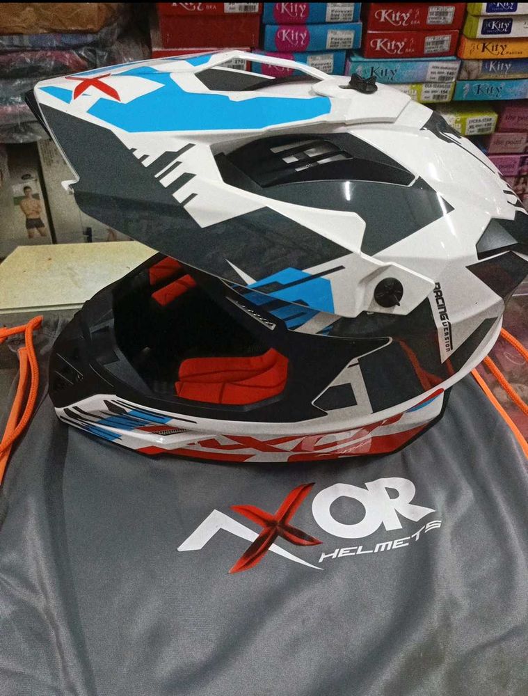 AXOR Off-Road Racing Helmet