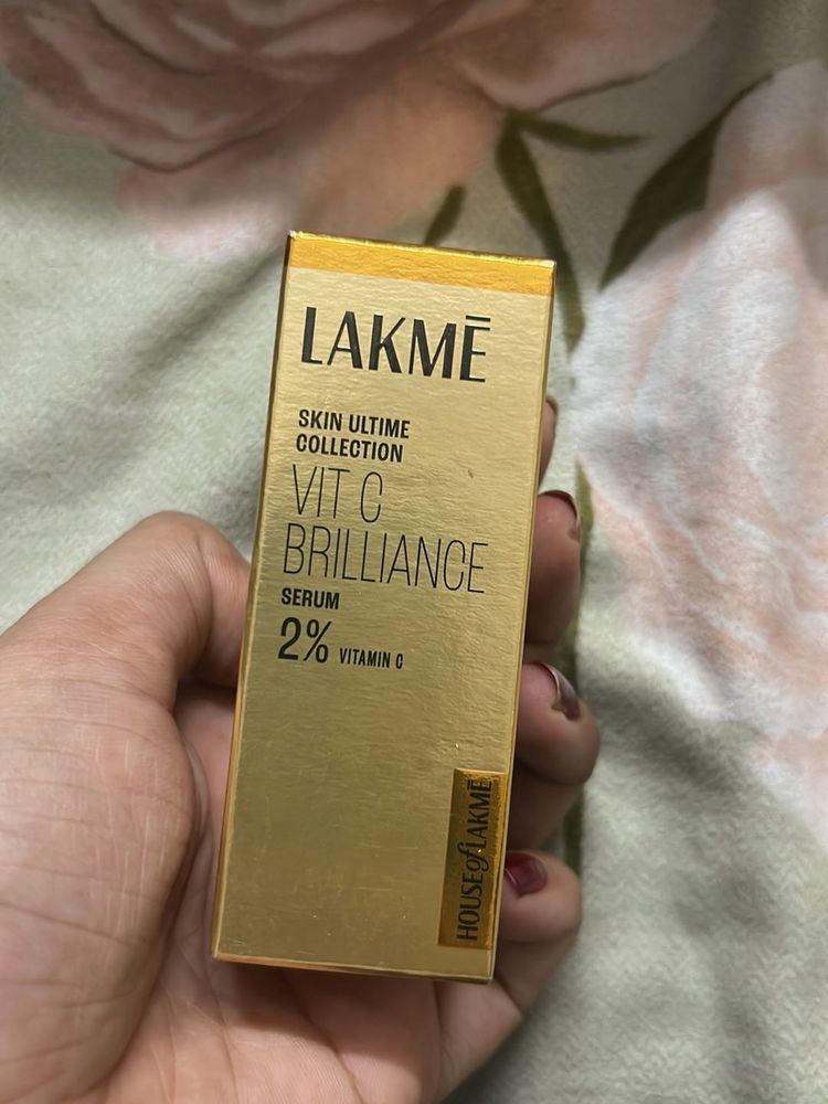 Lakme Vit C Brilliance Serum