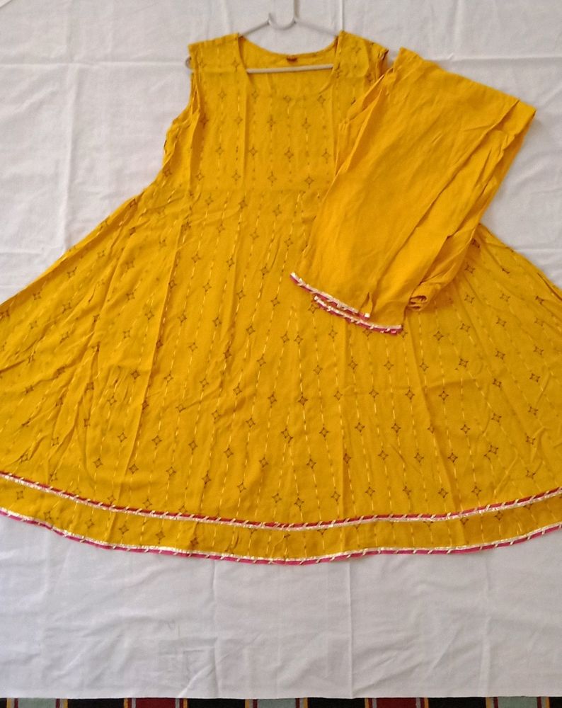 Mustard Kurti Set