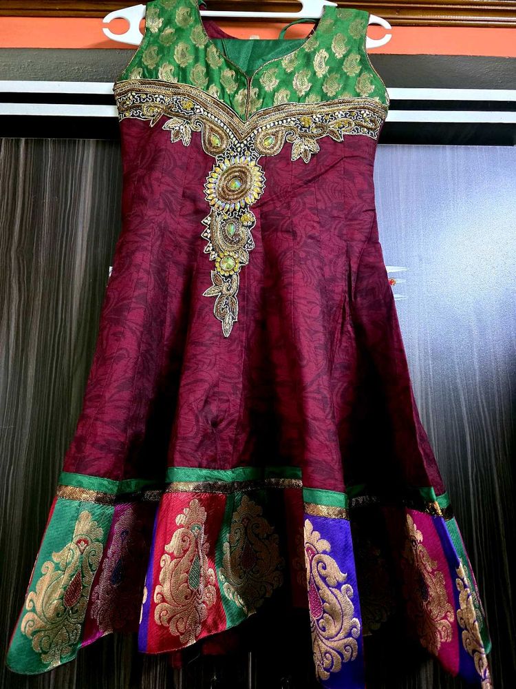 Elegant Ethnic Gown| Traditional wear