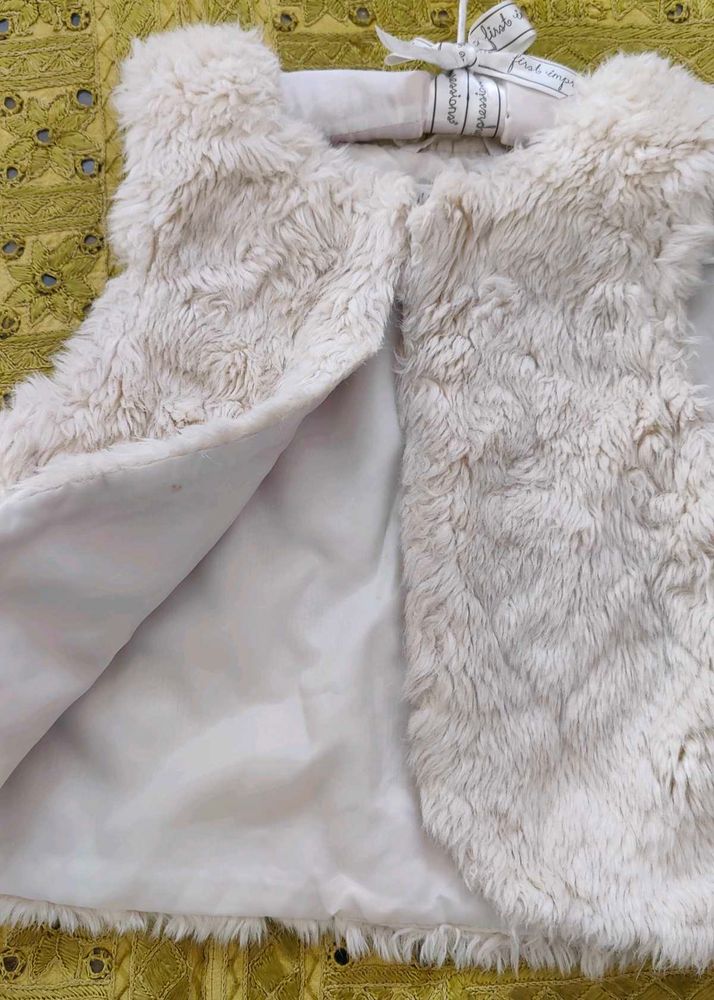 Cozy Faux Fur Vest for Girl age 5-6years
