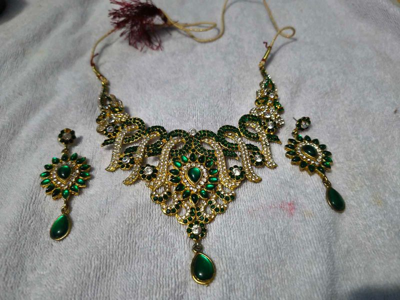 Green &amp; Gold Statement Jewelry Set