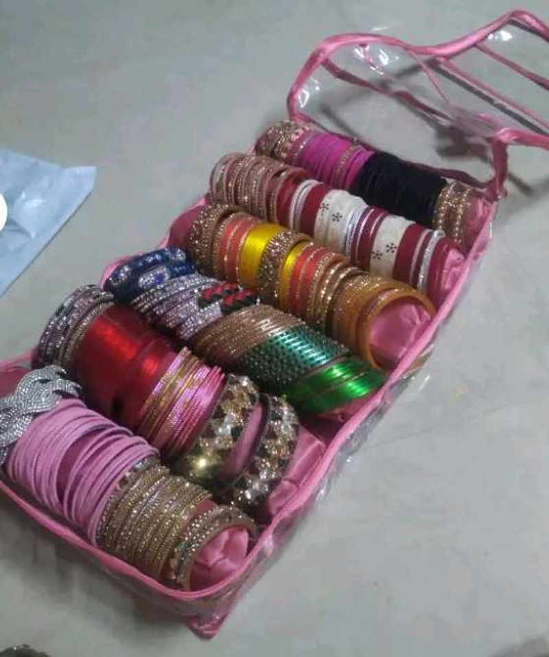 Bangle Box With Unlimited Space