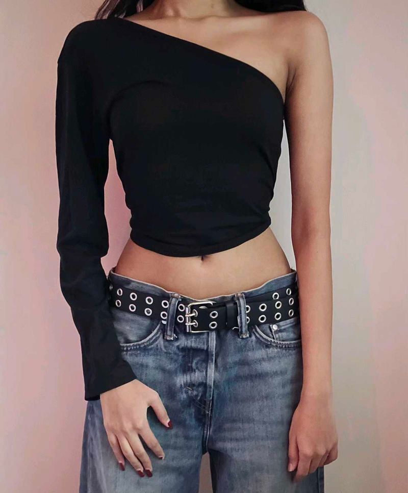 Chic One-Shoulder Black Top