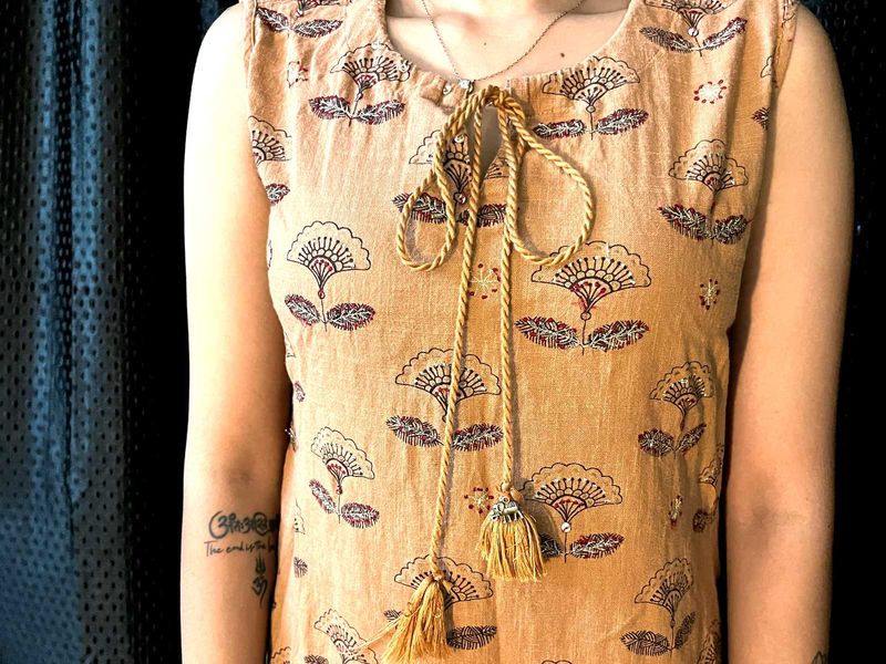 Floral Print Tan Kurti Sleevless