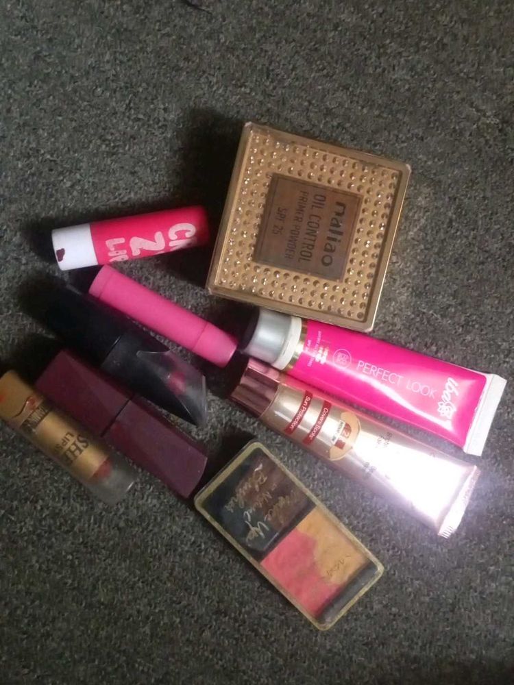 Make Up