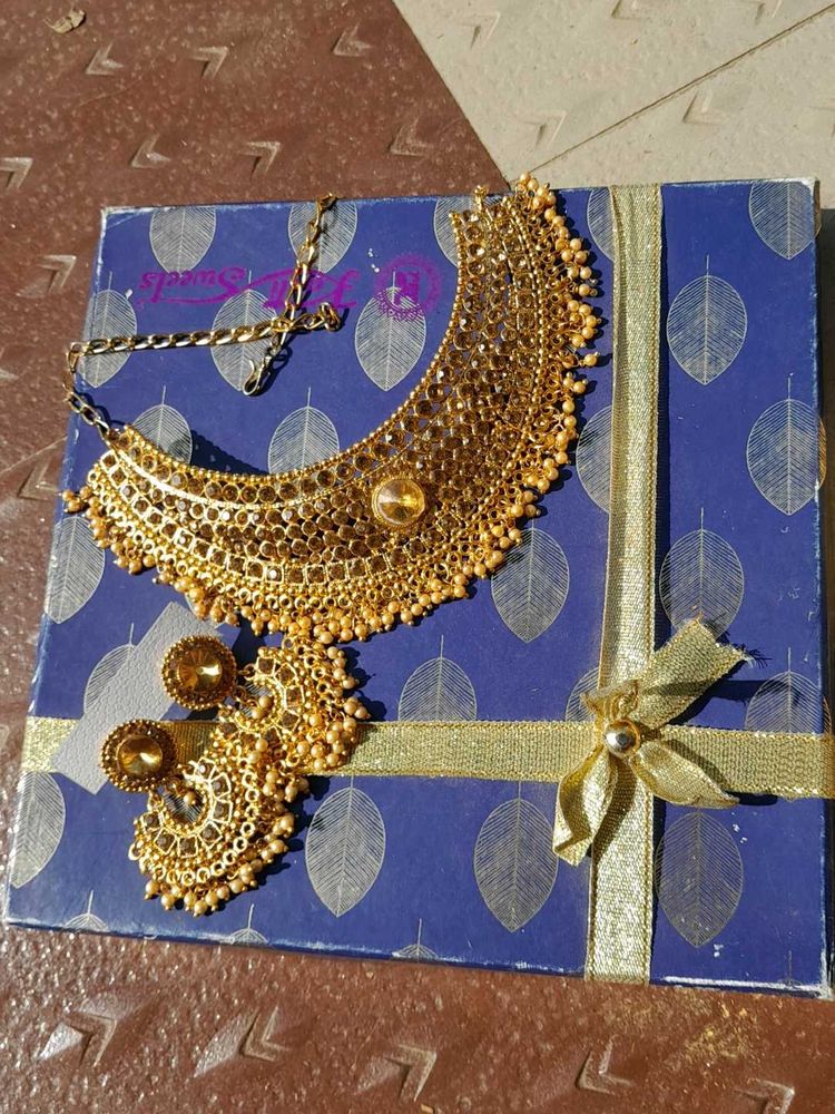 Necklace Set With Earings And Adjustable Rope