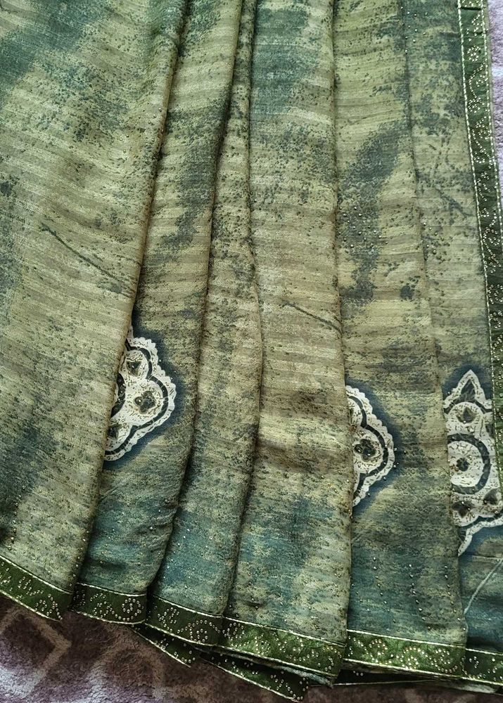 Offer💥🎊Stylish Women Saree/ Price Drop