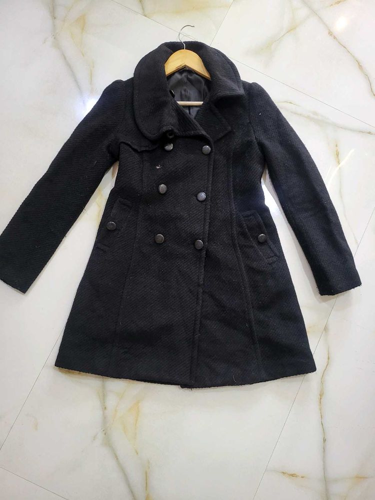 Black Blazer For Smart Look In Winters