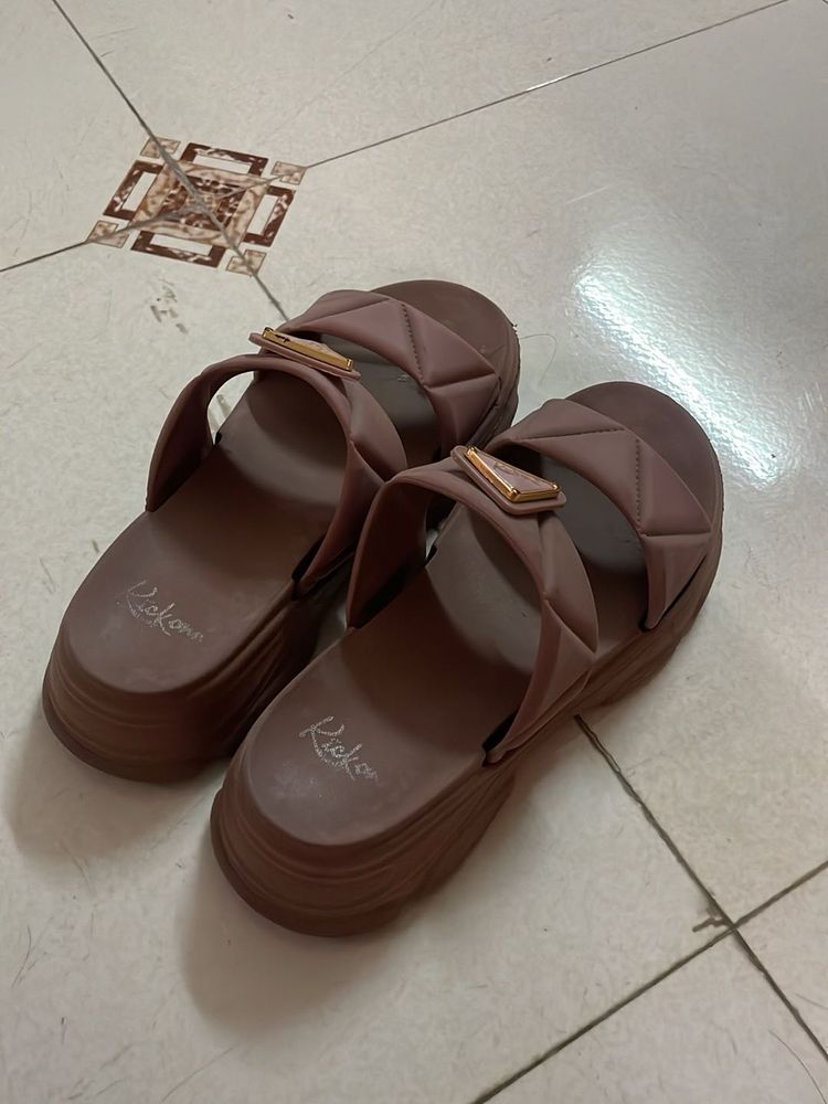 Stylish Brown Platform Sandals