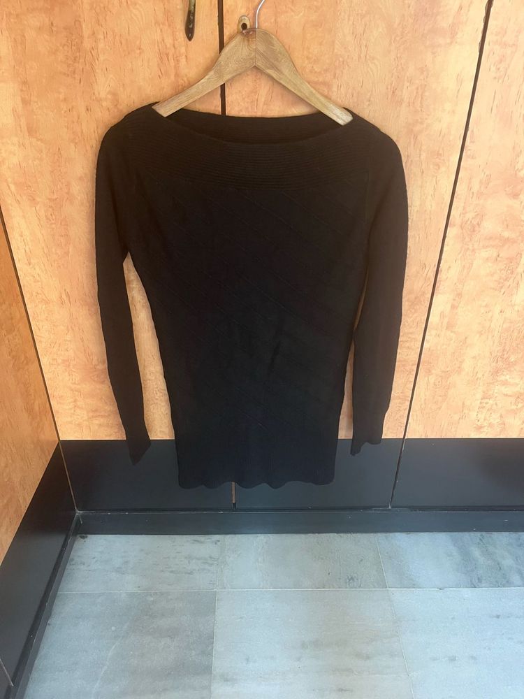 New Knitted Black Long Sleeve Tunic