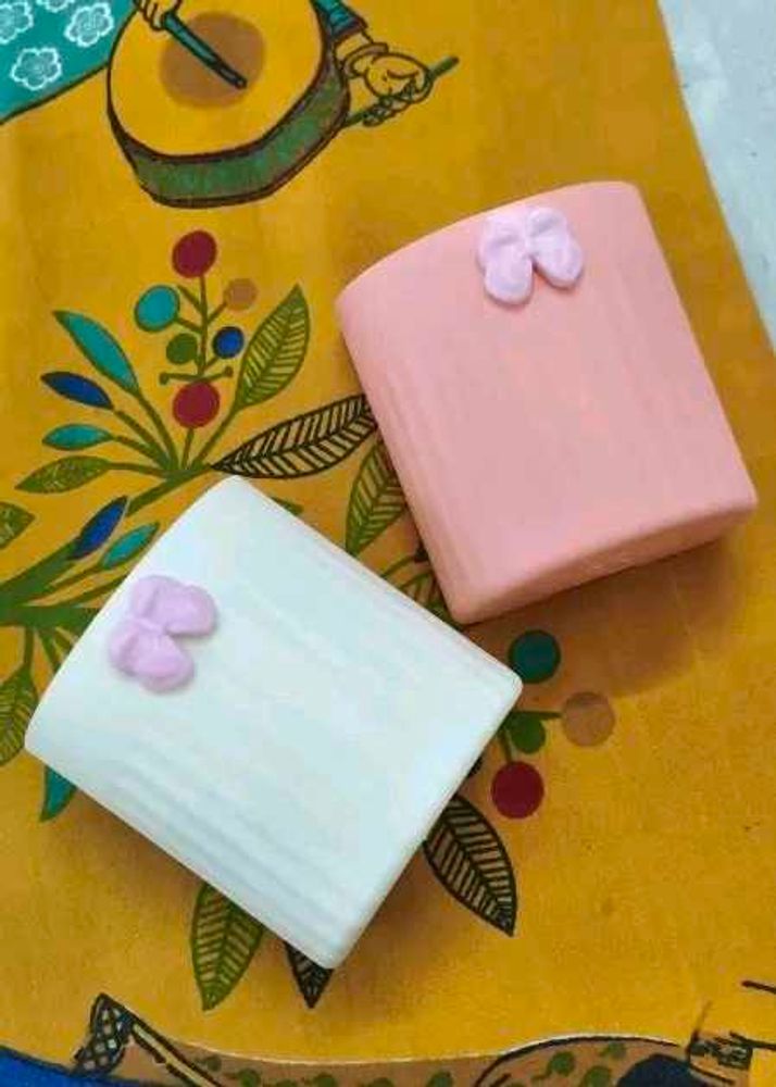 Plastic toothbrush Holders for bathroom