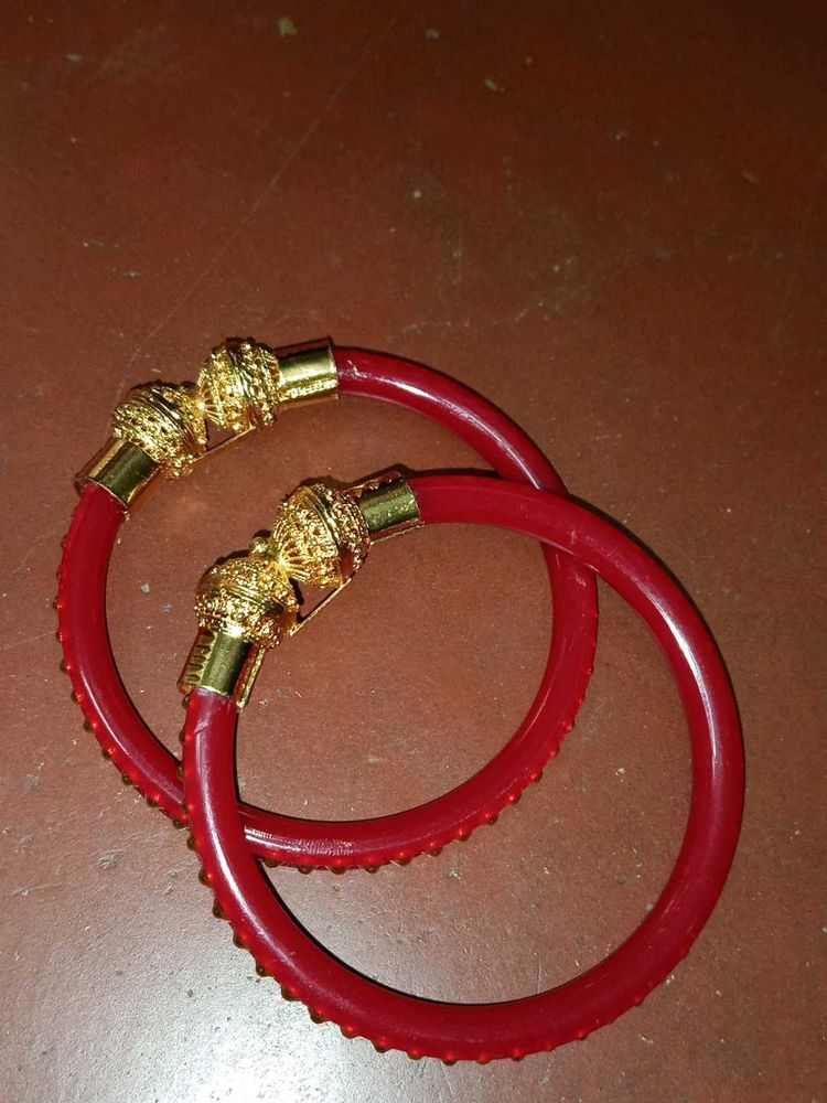 Red &amp; Gold Shakha Bangles