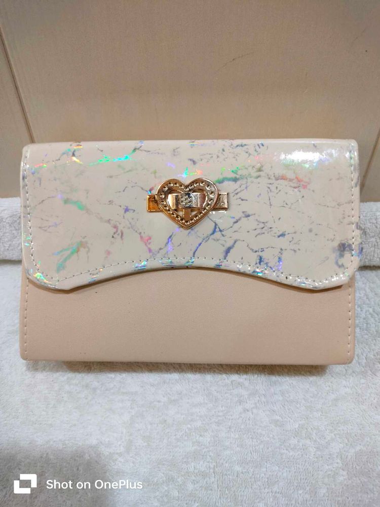Only Cash Offer Accept 👍🏻Cute Heart Clasp Wallet