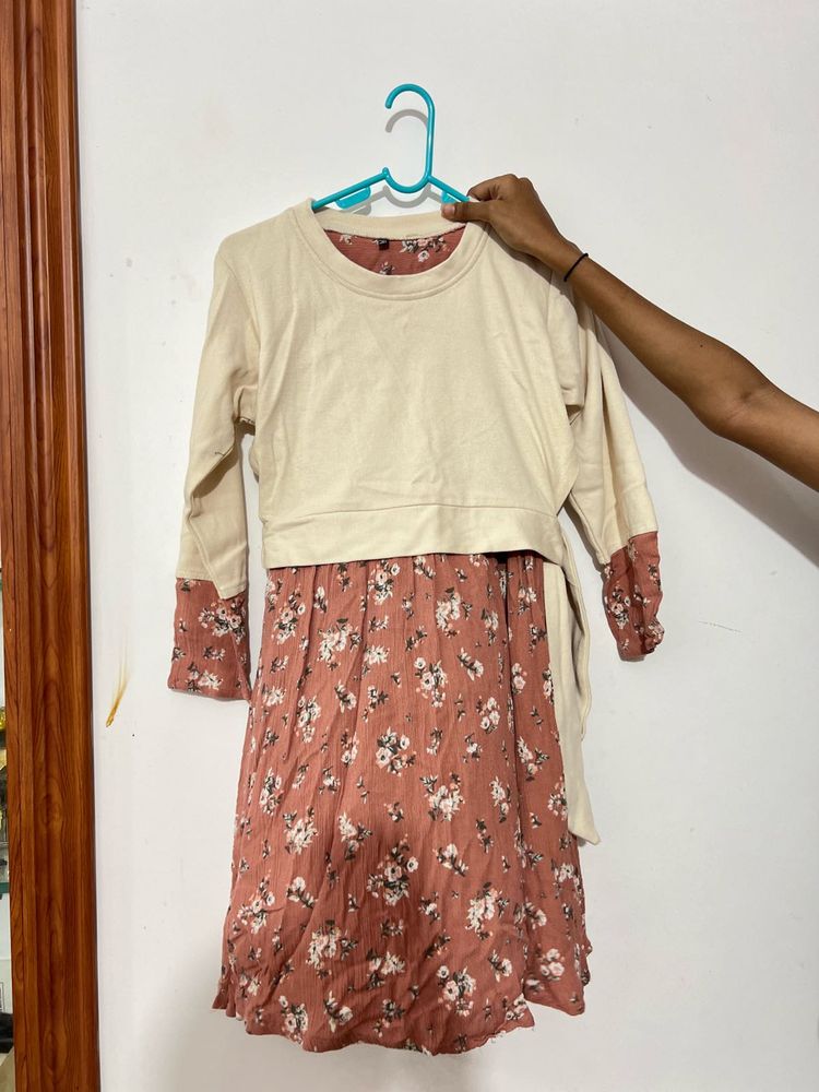 Floral Top With Attached Crop To