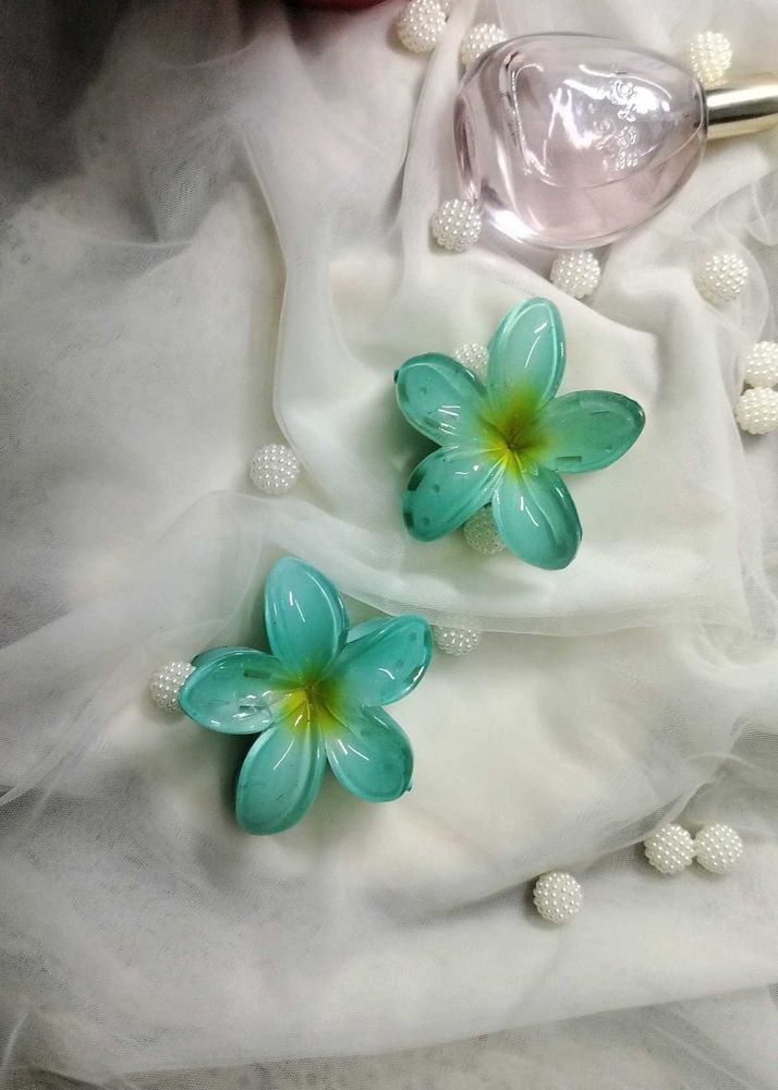 Aqua Flower Hair Clips-1pc