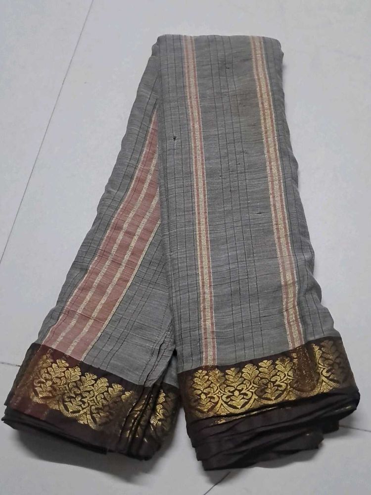 Elegant Grey Cotton Saree