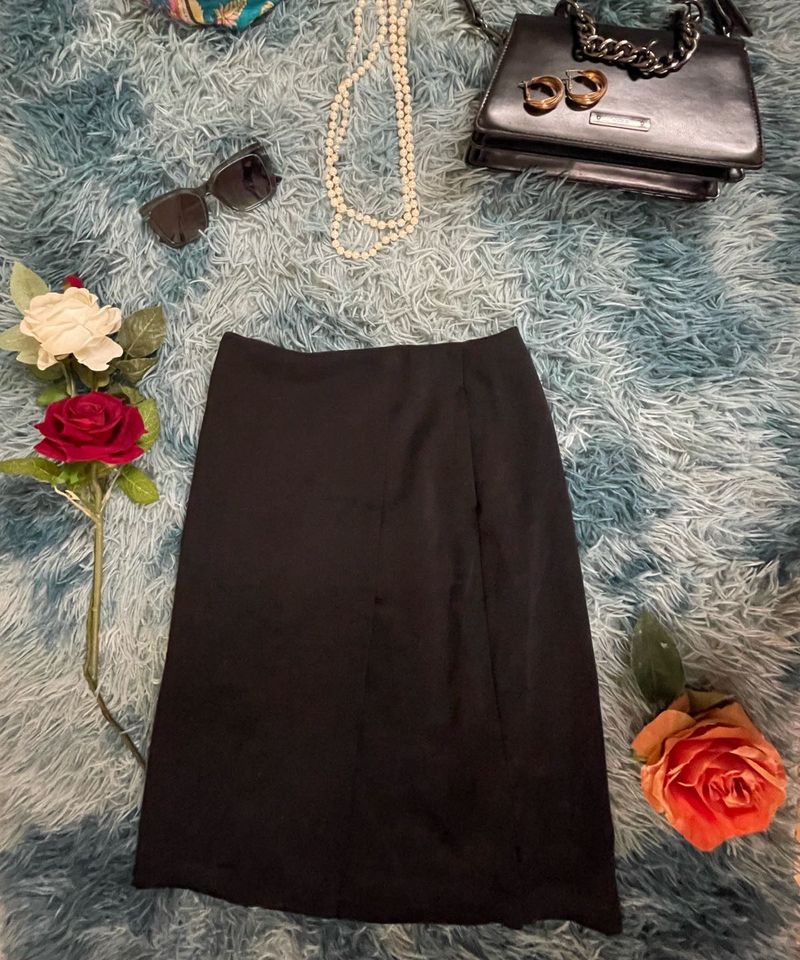 Elegant Black Skirt with front slit
