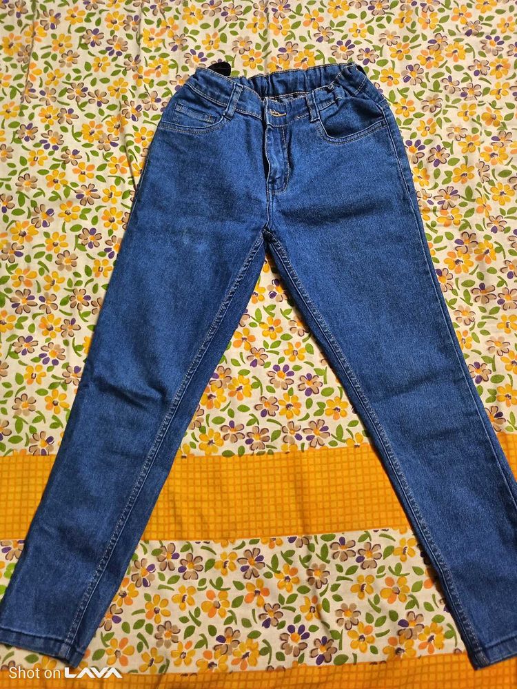 Girl&#39;s Stretchable Jeans for casual wear