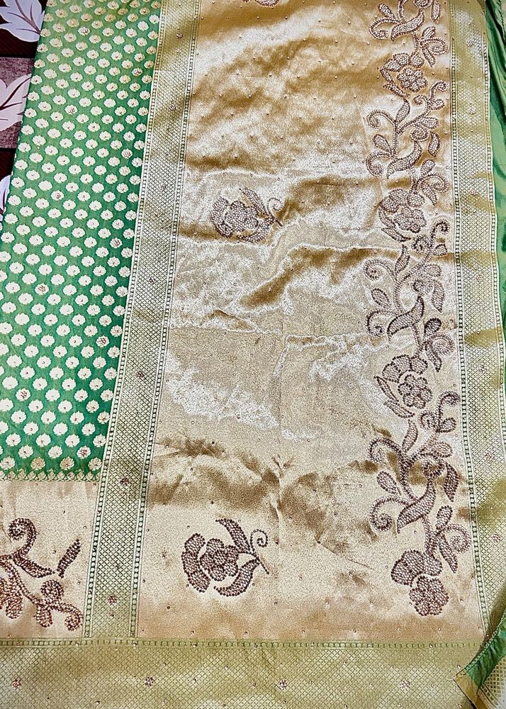 Elegant Green &amp; Gold Saree