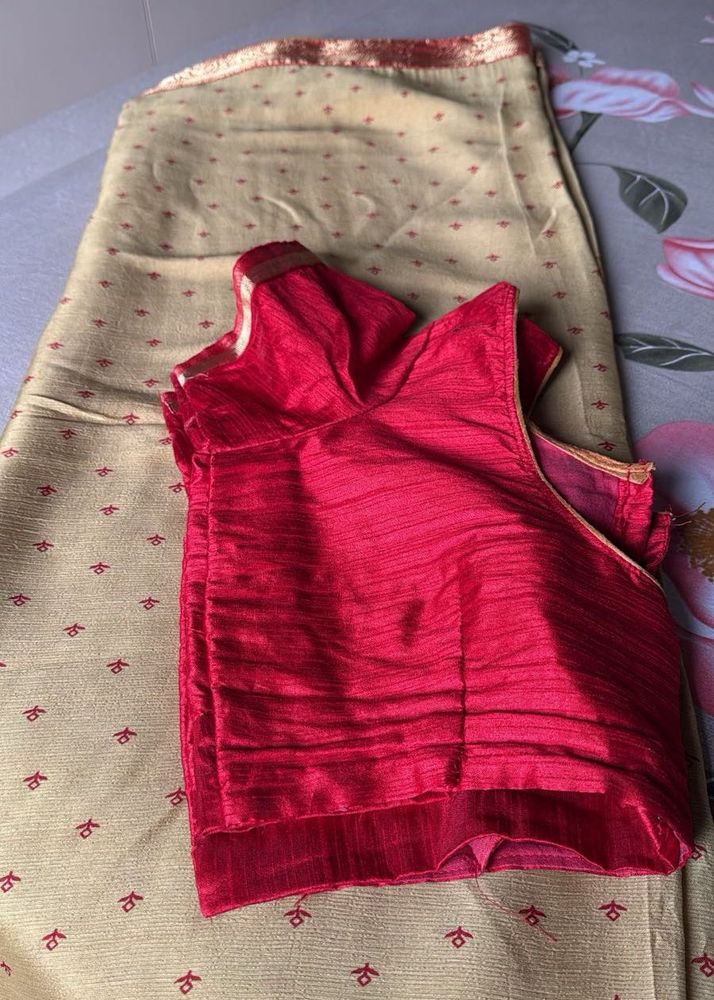 Golden Embroidered Border Print Saree with Blouse