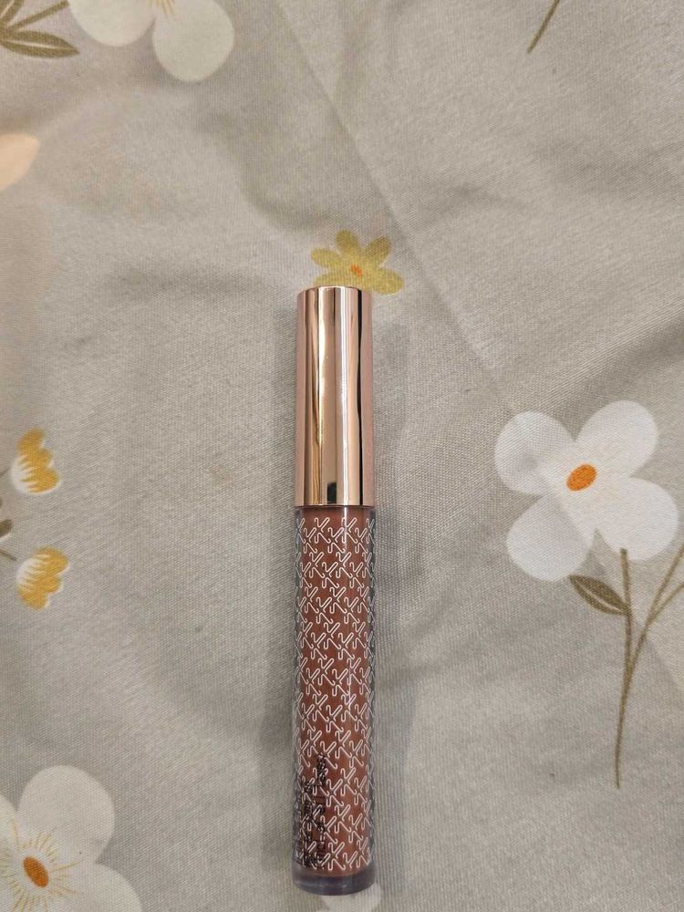 Kay BeautyMatte Liquid Lipstick - Embrace