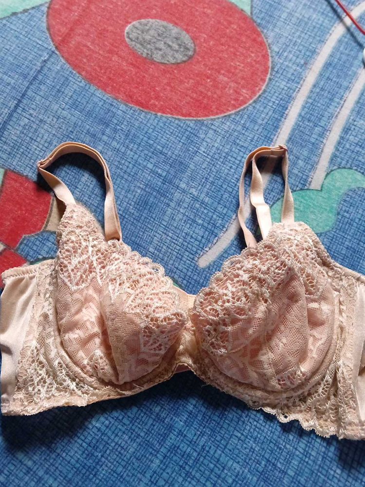 Lace Detail Bra